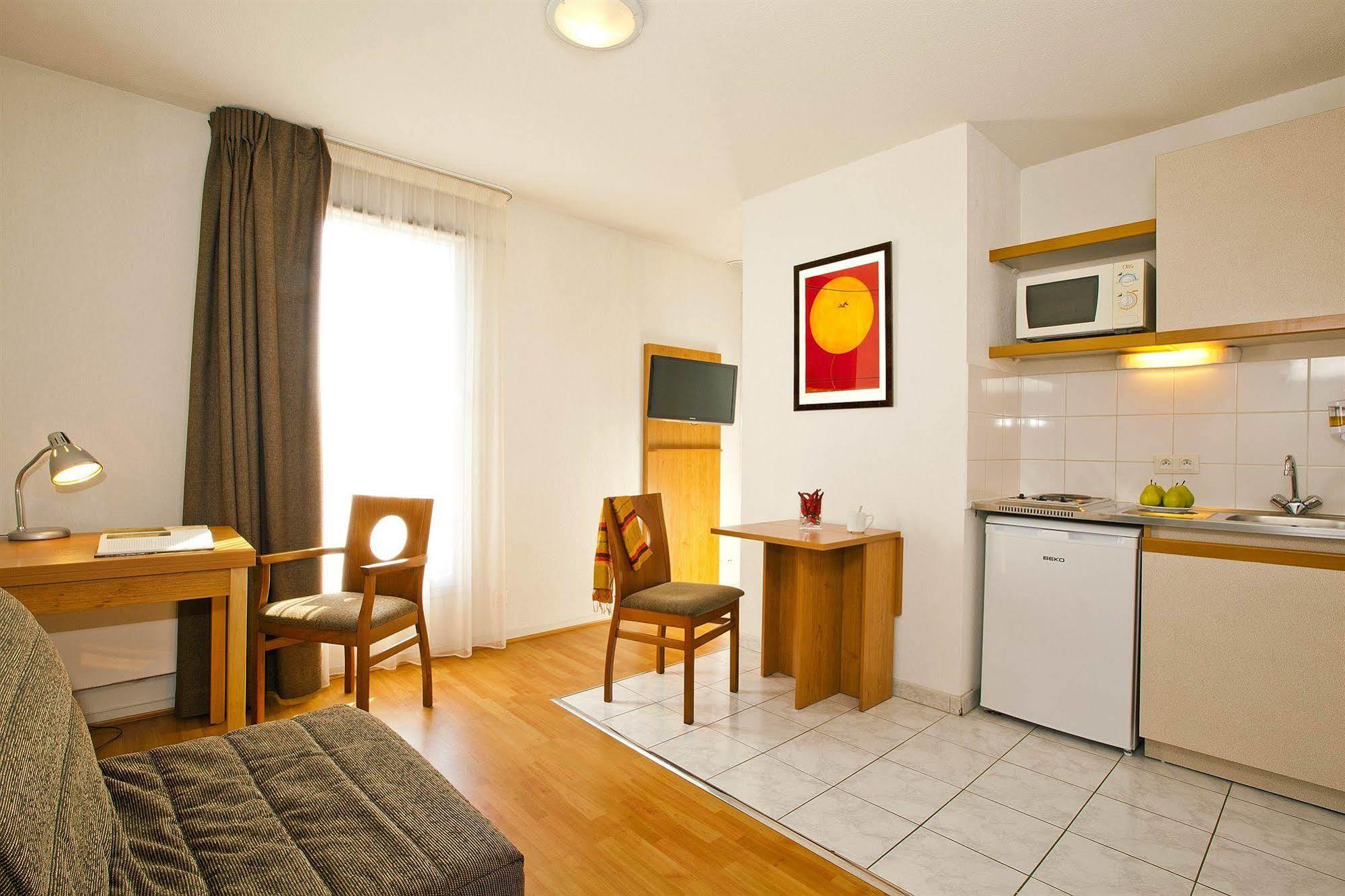 Sejours & Affaires Nantes La Beaujoire Aparthotel Exterior photo